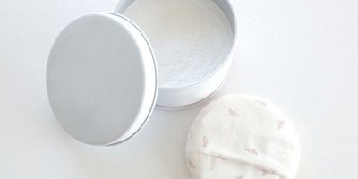 大人こそベビーパウダーを有効利用! 嬉しい効果と利用の注意点