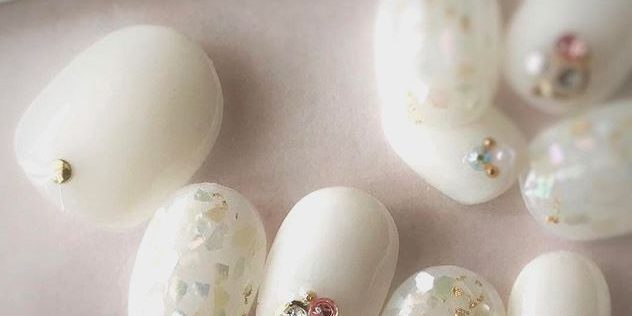 知的で愛されカラー♡オトナ女子におすすめは”ホワイトネイル”