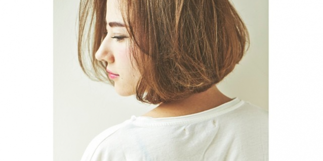 【40代向け】大人の上品スタイル。春夏大人気のトレンドミディアムヘア特集