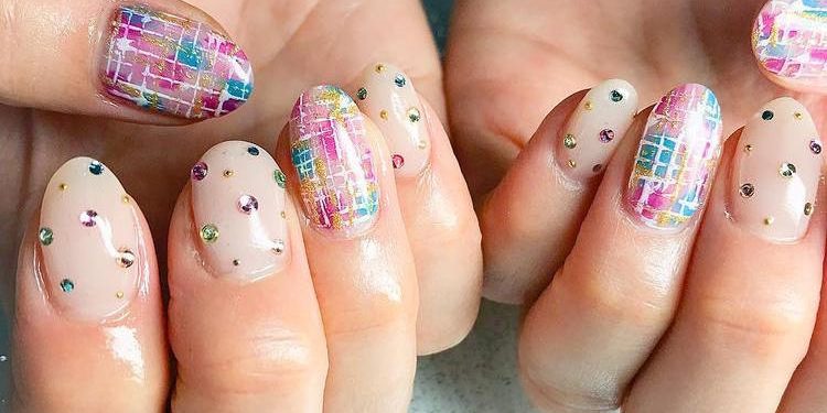 上品で華やかに指先を彩る♡サマーツイードネイル特集