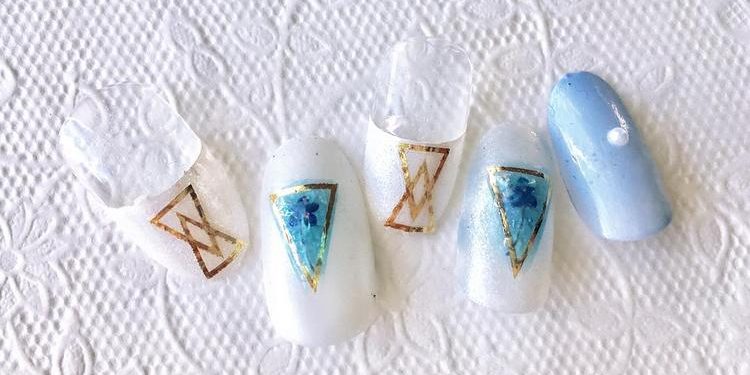 使わないのがもったいない。しずくネイルシールを使ったネイルデザイン15選