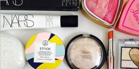 40代のダメメイクとは?梅雨のメイク直しにも使える老けない顔作り!