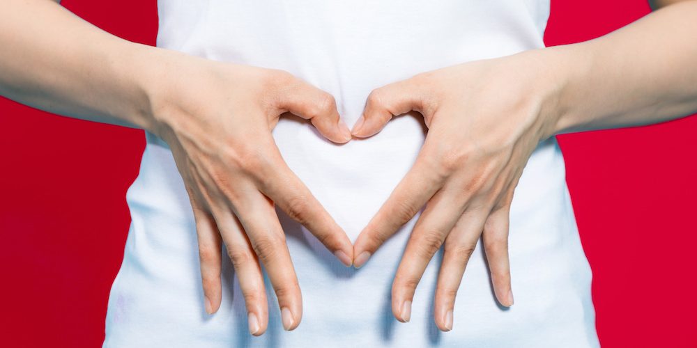 ぽっこりお腹は腸が原因!?優しくほぐして美ウエストをgetしよう♪