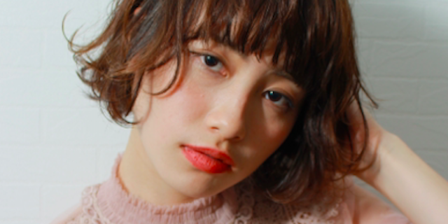 ローラ メルシエから登場!自分に似合う色が見つかる24色のリップスティック♡