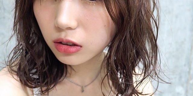 朝のひと手間で夜まできれい!崩れないベースメイクのテクニック