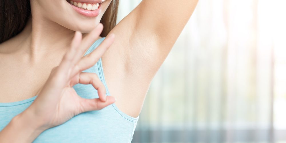 つり革に掴まれない…夏でも大丈夫!わき汗予防特集