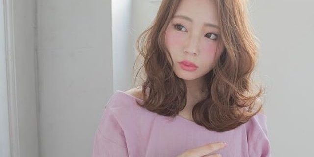 夏ヘアアレンジを格上げする 波ウェーブヘアの作り方 ヘアアレンジ