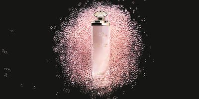 サプリ感覚で毎日目元に活力を。diorプレステージから360度回転型アイセラム登場