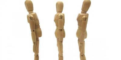 きれいな姿勢は美しさの基本 姿勢のセルフチェック法と正し方