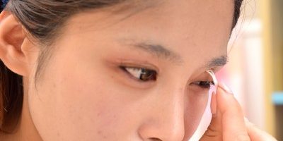 アイプチなどの二重メイク、ナチュラルに仕上げる方法と動画