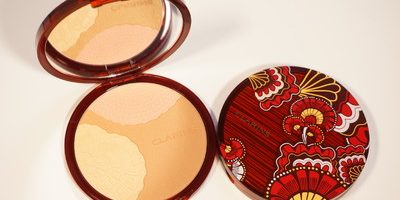 【クラランス夏限定】健康的な焼けた肌を実現!? 太陽の日差しにピッタリなフェイスカラーが2色登場!