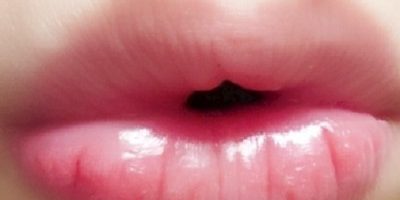 口紅を塗ると唇の皮が剥ける人必見!荒れない口紅の選び方