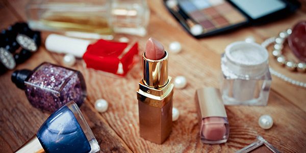 綺麗に長持ち! 落ちないリキッドアイブロウ5選