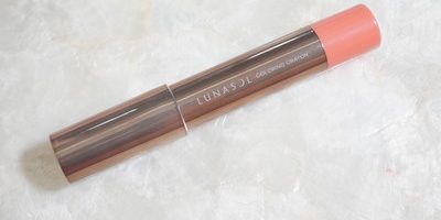 チークを入れてものっぺりしてしまうお悩みに。立体&ツヤが叶うチークメイク法(NG例付)