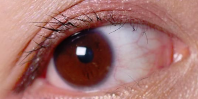 甘くなりすぎないのがポイント!夏の大人っぽピンクメイク