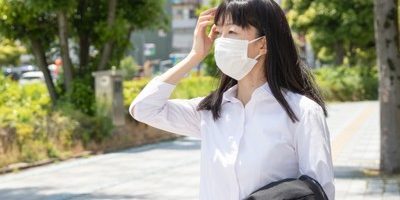 マスク焼け対策にも!外出先でも使える日焼け止めスプレー5選
