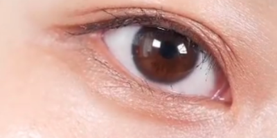 誰でも簡単グラデーション◎!王道ブラウンでナチュラルでか目にするアイメイク方法